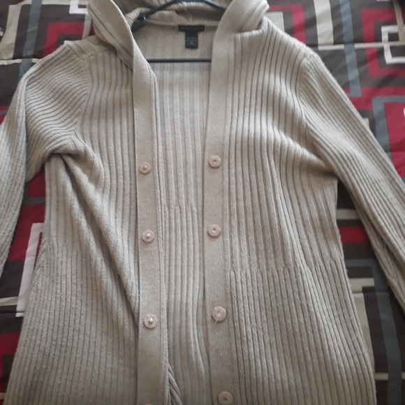 Vintage NY & Company Button Cardigan - Picture 5 of 6